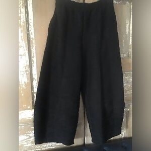 Moon Light Black Lantern Crop Pant Textured Fabric Size Large Pockets
